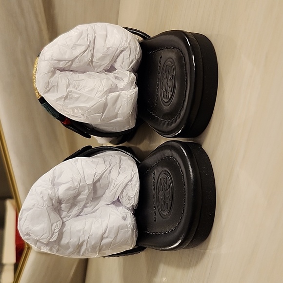 ●NEW●RARE●Miller Embroidered Sandal in Black and Multi Color Thread - Picture 11 of 13